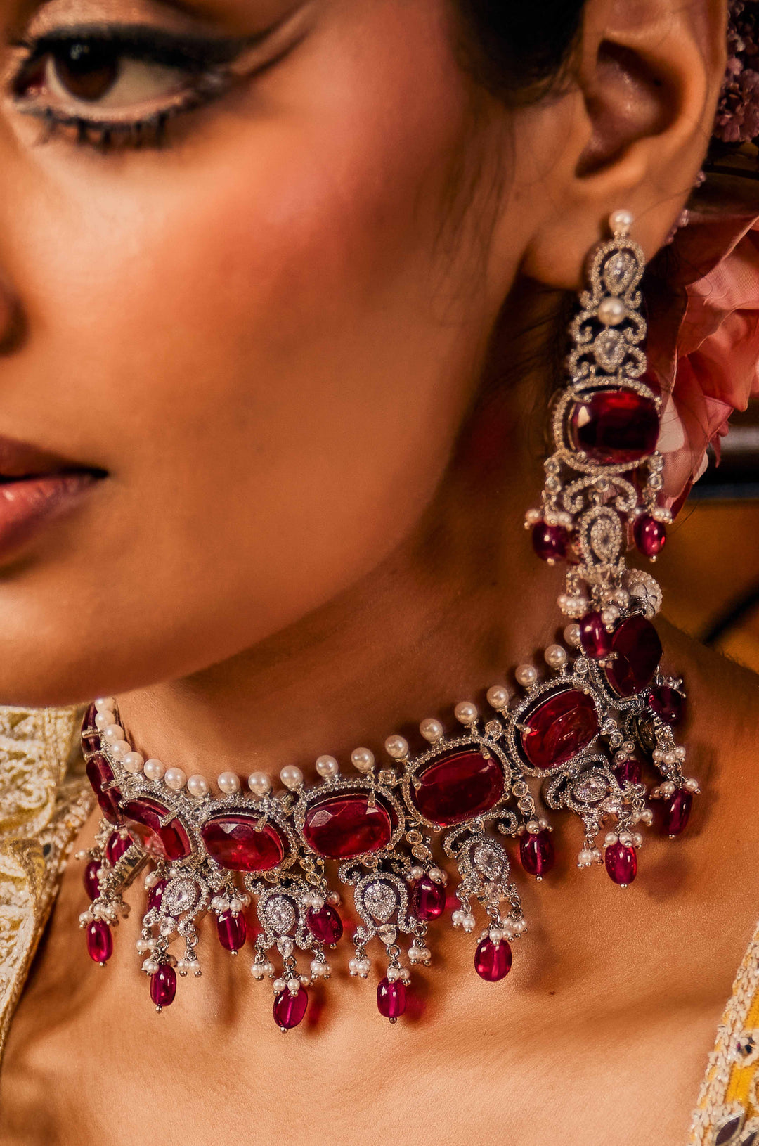 Shiya Diamond Ruby Choker Necklace Set – Ekathva Jaipur