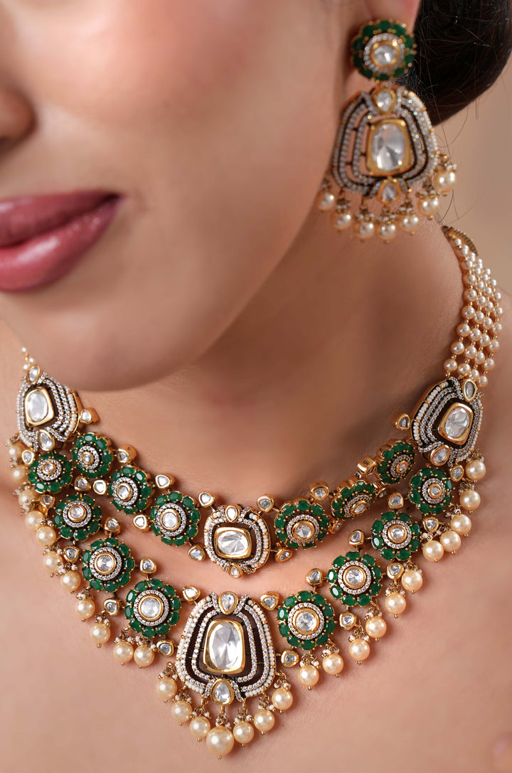 Aarvi Emerald Polki Necklace Set