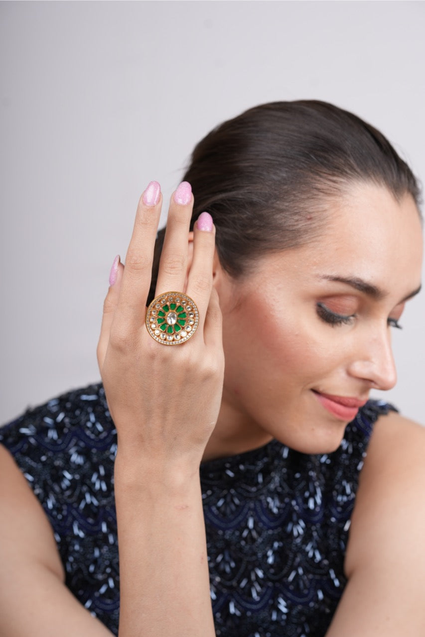 Eva Emerald  Gold Ring