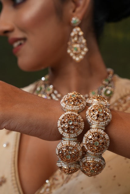 Nuray Polki Gajra kadas