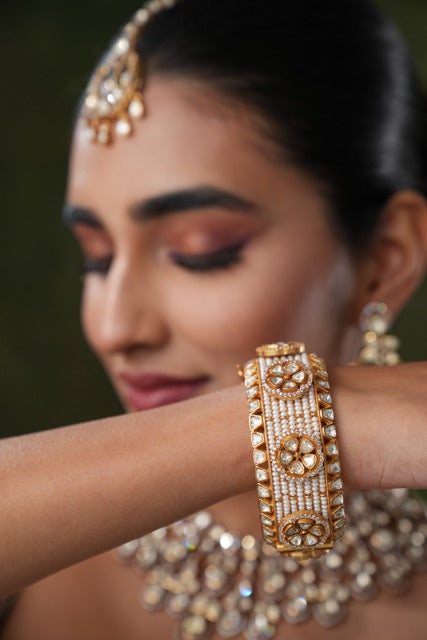Kopal Pearl Polki Bangle