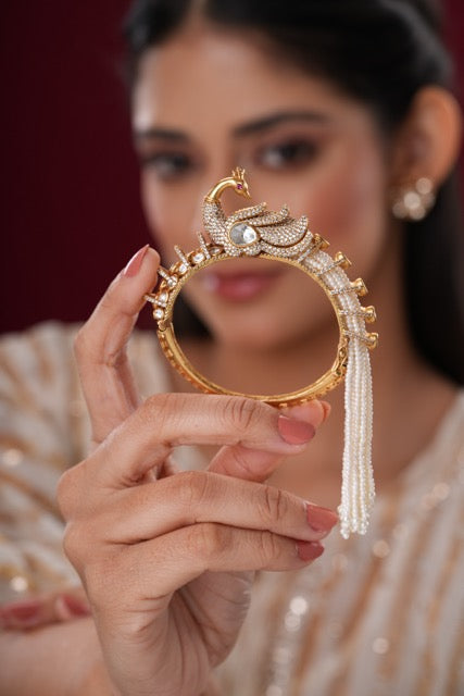 peacock motif pearl embellished polki kada