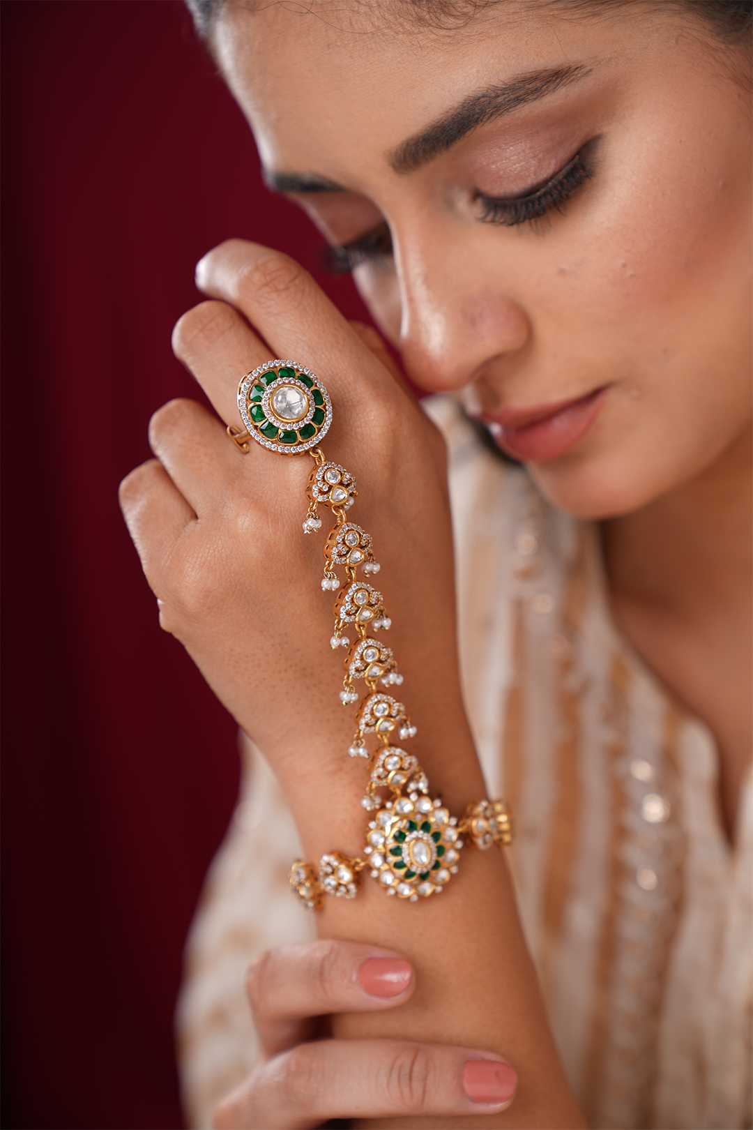 Amber Pearl And Kundan Hathphool- Set of 2