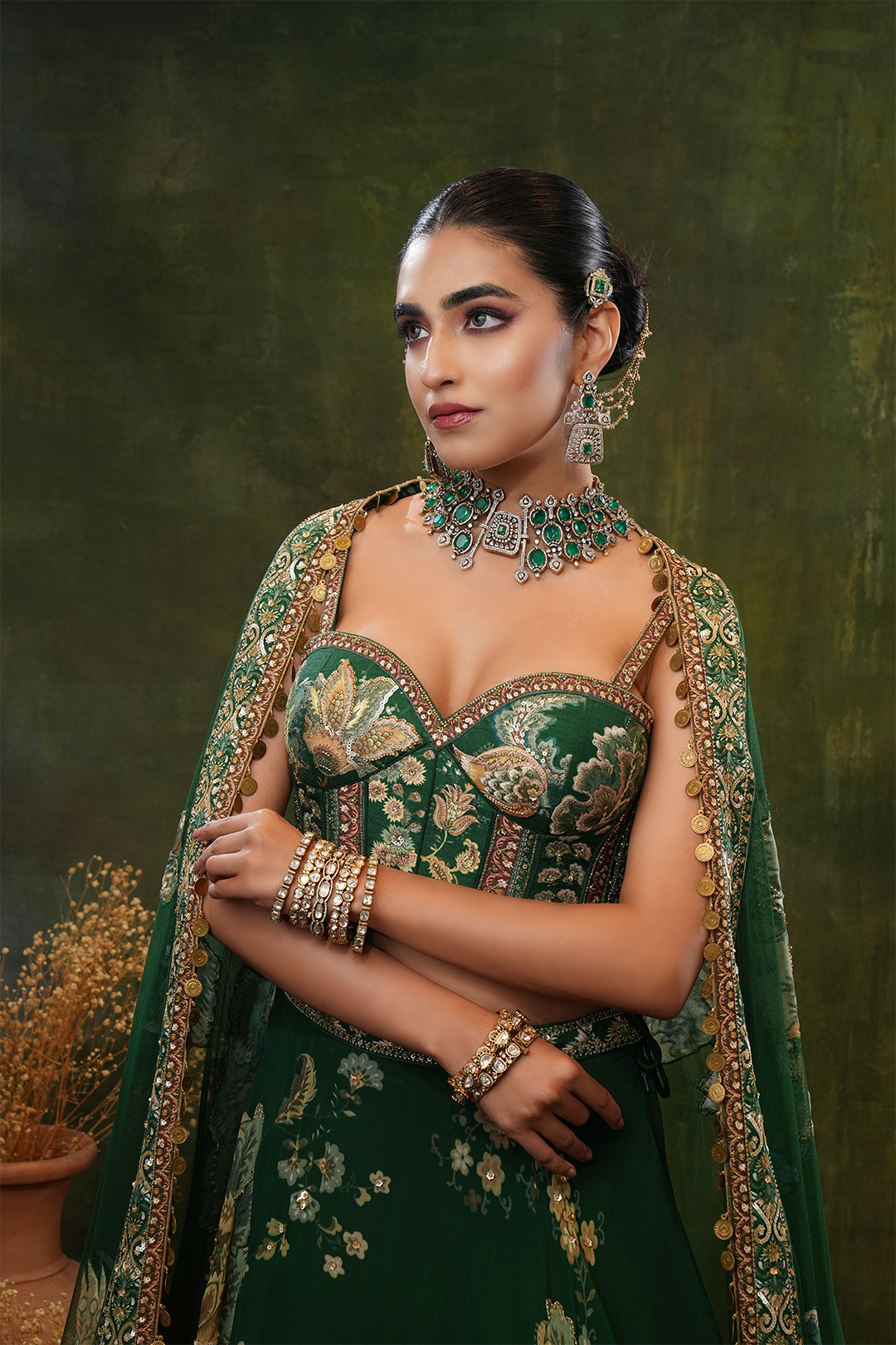 Kashvi Emerald Victorian Necklace Set