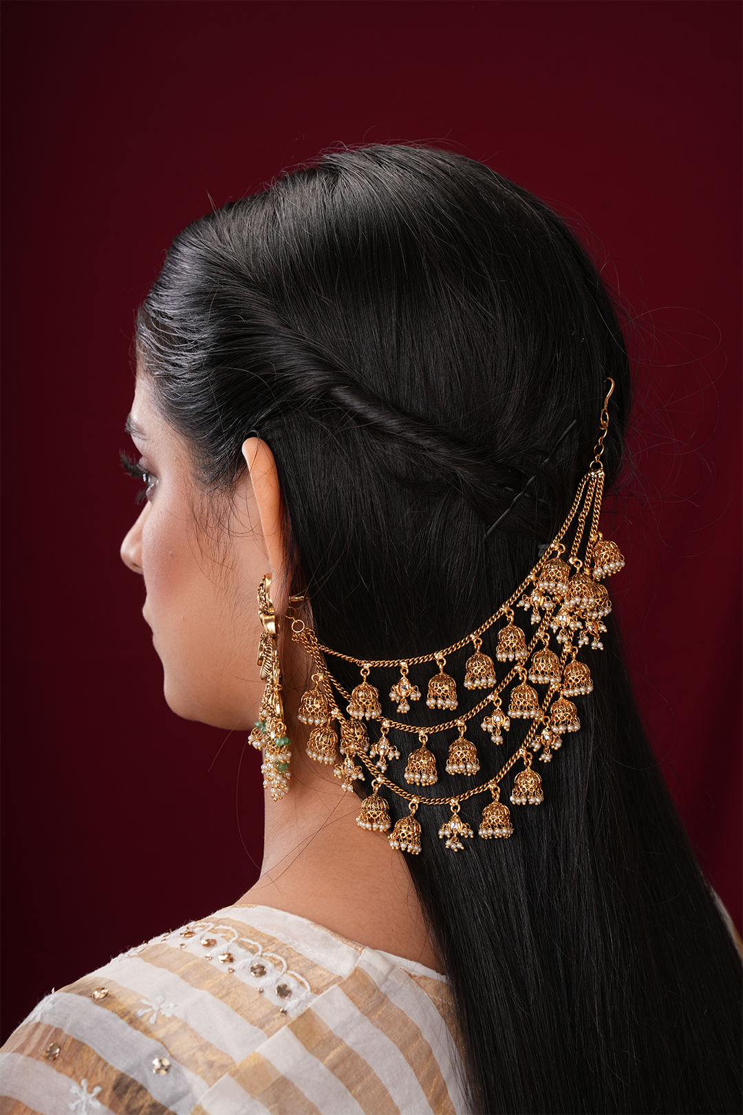 Sharnya Jhumki Kaanchain- Set of 2