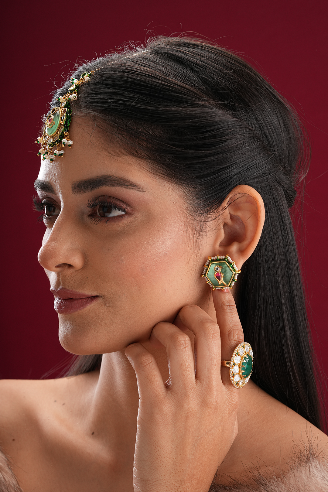 Vatsala Kundan Studs