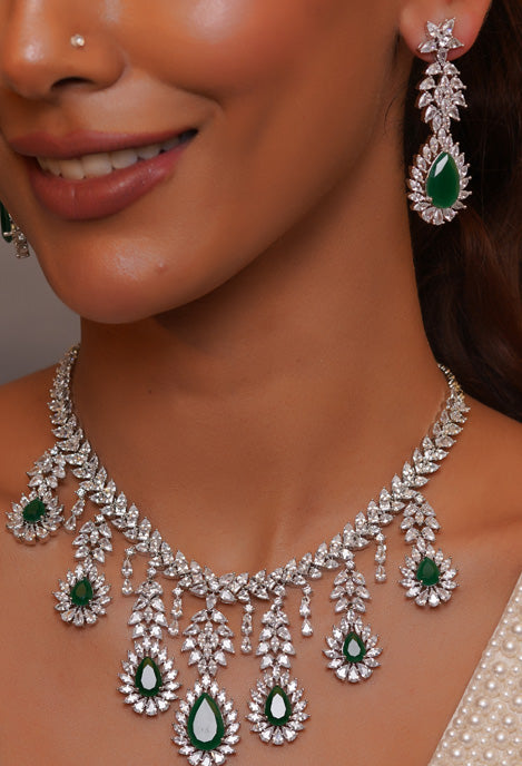 Sefa Emerald Layered Diamond Set