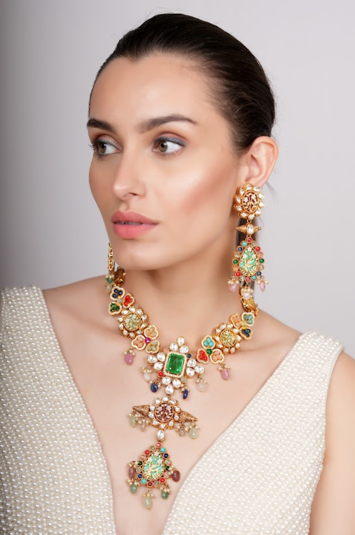 Gul Navrattan Necklace Set