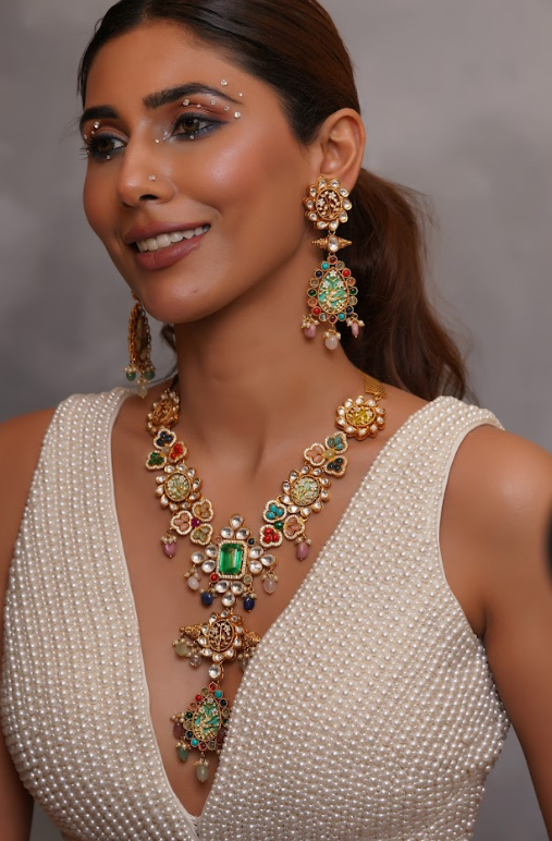 Gul Navrattan Necklace Set