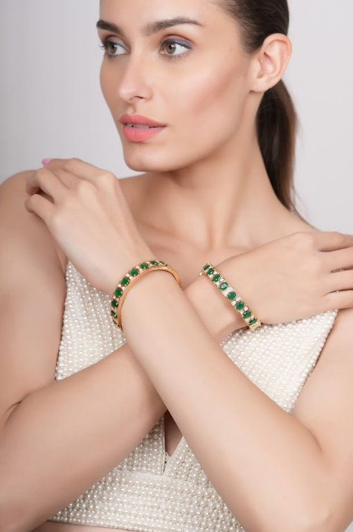 Iksha Emerald Bangles- Set of 2